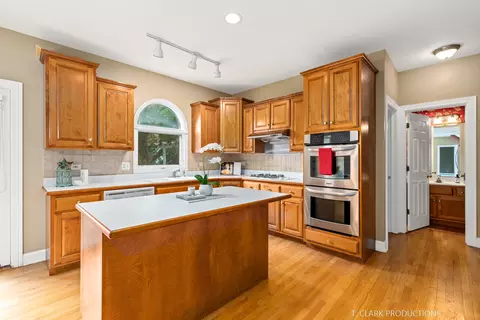 2724 Wait Rd, Naperville, IL 60564 photo 11
