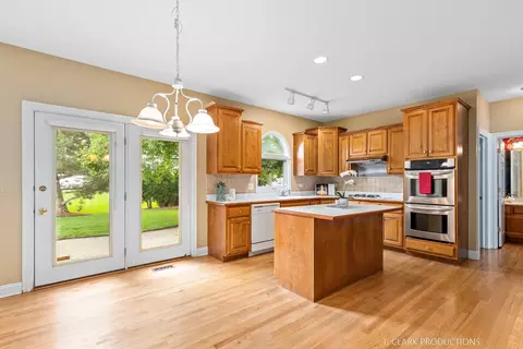 2724 Wait Rd, Naperville, IL 60564 photo 12