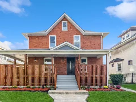 5445 W Augusta Blvd, Chicago, IL 60651
