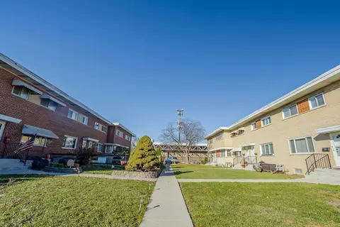 24 E Judith Ann Dr, Mount Prospect, IL 60056 photo 17