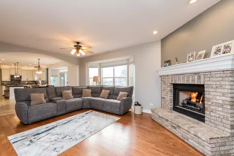 5711 Heather Ln, Johnsburg, IL 60051 photo 10