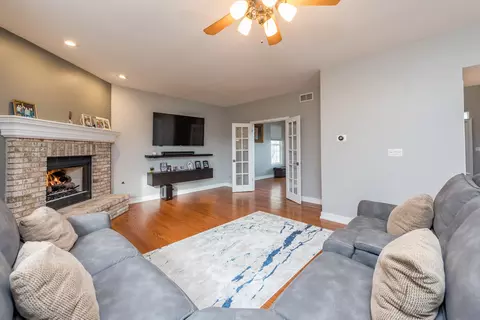 5711 Heather Ln, Johnsburg, IL 60051 photo 11