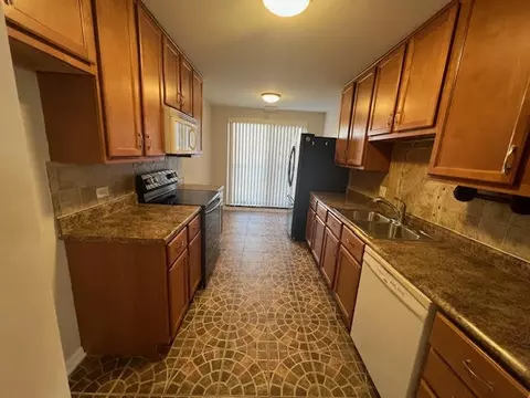 711 S River Rd #511, Des Plaines, IL 60016 photo 11