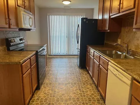 711 S River Rd #511, Des Plaines, IL 60016 photo 8