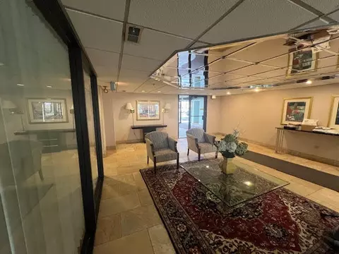 711 S River Rd #511, Des Plaines, IL 60016 photo 2