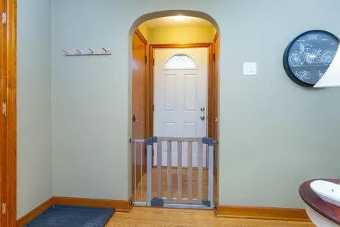 12 E Division St, Lemont, IL 60439 photo 3