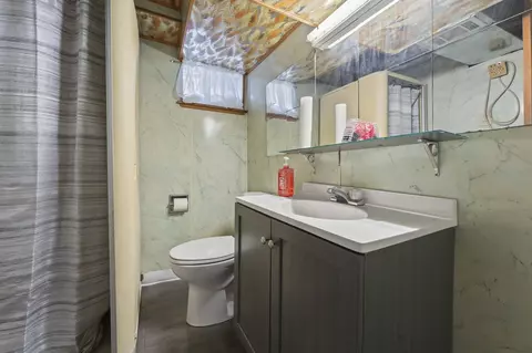 11319 S Green St, Chicago, IL 60643 photo 24