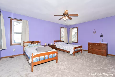 206 S Valley Rd, Mchenry, IL 60050 photo 15