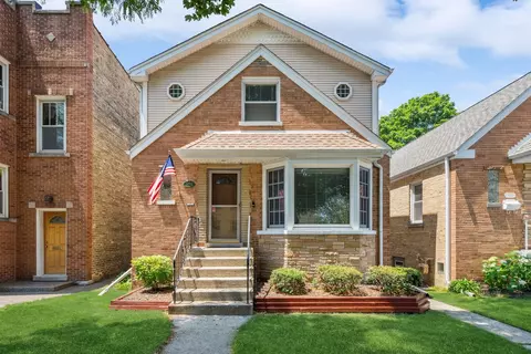 5754 N Meade Ave, Chicago, IL 60646