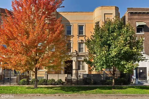 4810 S Prairie Ave #3S, Chicago, IL 60615