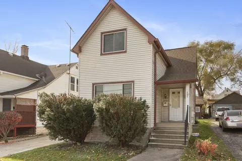 305 Pleasant St, Joliet, IL 60436