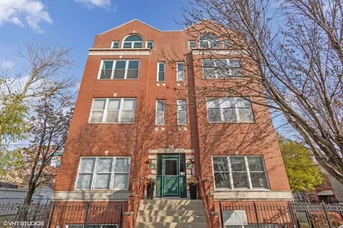 1933 N Campbell Ave #3N, Chicago, IL 60647