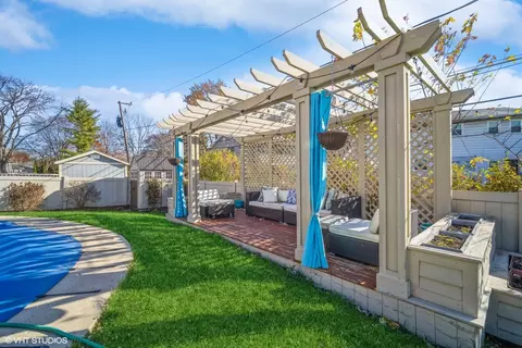 1107 E Linden Ln, Mount Prospect, IL 60056 photo 24