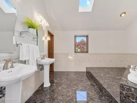 5 Circle Ridge Ct, Burr Ridge, IL 60527 photo 20