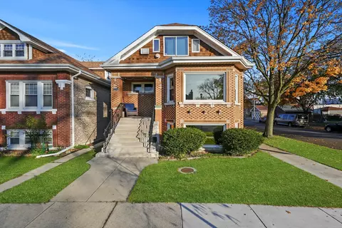 1447 Harvey Ave, Berwyn, IL 60402