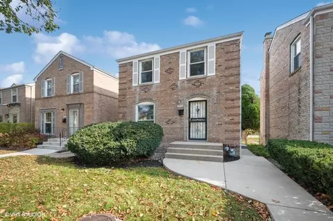 1719 Leland Ave, Evanston, IL 60201