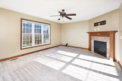 3011 Sable Oaks Rd, Bloomington, IL 61704 photo 6