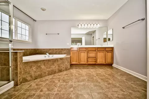 2301 Edgartown Ln, Hoffman Estates, IL 60192 photo 49
