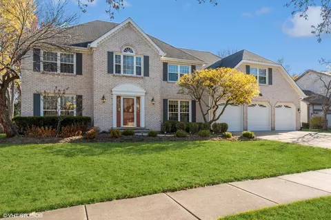 1138 Johnson Dr, Naperville, IL 60540