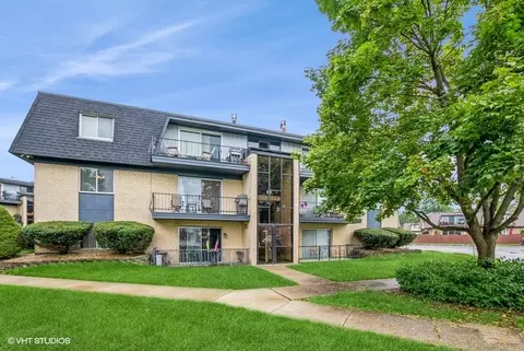 11124 S 84th Ave #2A, Palos Hills, IL 60465