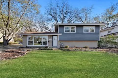 19021 Martin Ln, Country Club Hills, IL 60478