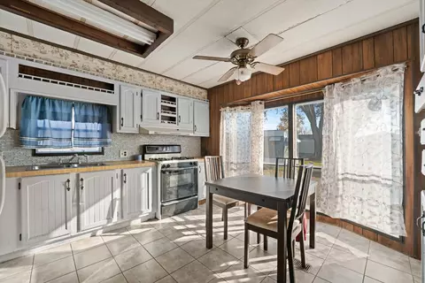 104 10th Ave, Bartlett, IL 60103 photo 6