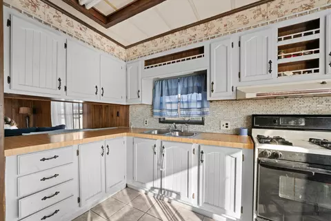 104 10th Ave, Bartlett, IL 60103 photo 5
