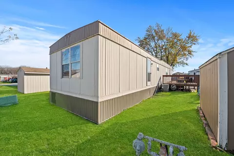 104 10th Ave, Bartlett, IL 60103 photo 21