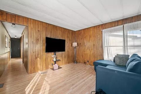 104 10th Ave, Bartlett, IL 60103 photo 16