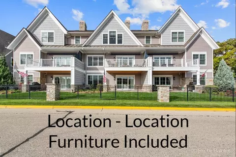 274 Third Ave, Fontana, WI 53125
