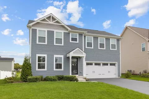 533 Jessamine Ln, Hampshire, IL 60140