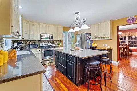 Kitchen - 2310 N Bridge Dr, Normal, IL 61761 photo 3 of 4