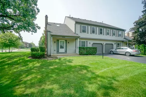 11611 Davey Dr #30, Huntley, IL 60142