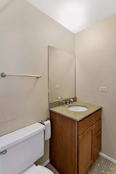 664 Claridge Cir, Hoffman Estates, IL 60169 photo 31