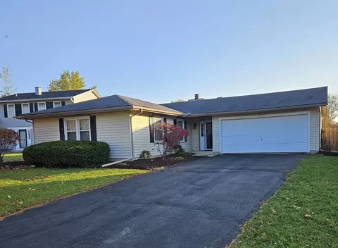 1360 Brittany Ct, Aurora, IL 60504