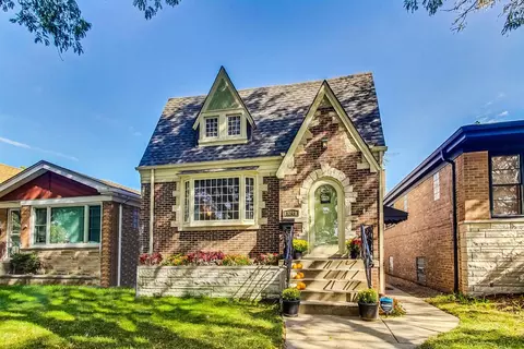 5249 N Austin Ave, Chicago, IL 60630