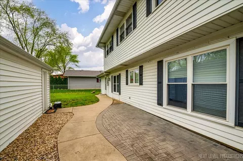 515 Hillcrest Blvd, Hoffman Estates, IL 60169 photo 26