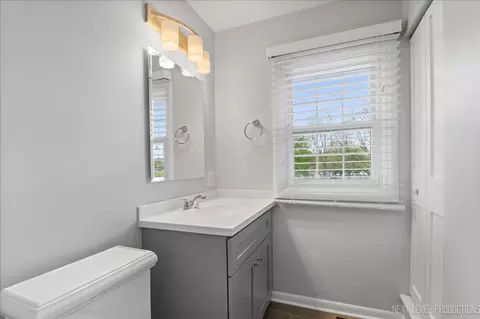 515 Hillcrest Blvd, Hoffman Estates, IL 60169 photo 20
