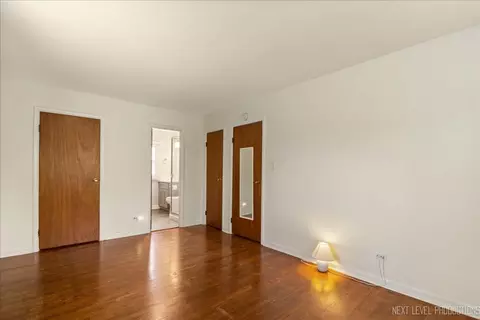 515 Hillcrest Blvd, Hoffman Estates, IL 60169 photo 11
