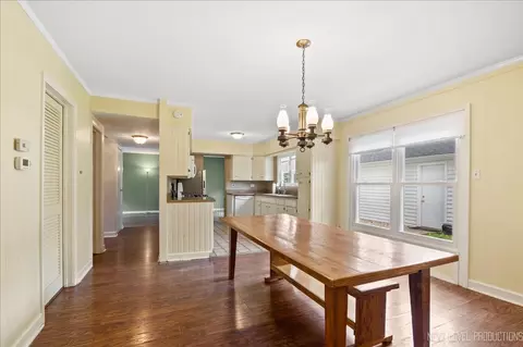 515 Hillcrest Blvd, Hoffman Estates, IL 60169 photo 5