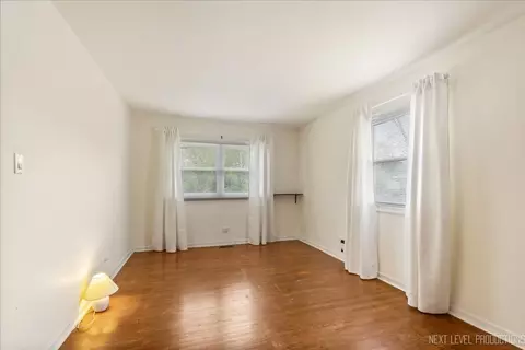 515 Hillcrest Blvd, Hoffman Estates, IL 60169 photo 10