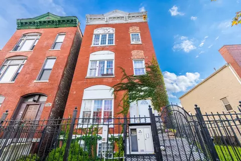 2953 W Warren Blvd, Chicago, IL 60612
