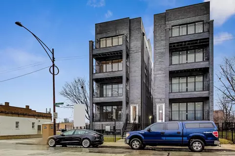 5523 S Indiana Ave #2, Chicago, IL 60637