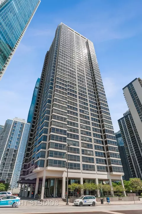 360 E Randolph St #1508, Chicago, IL 60601