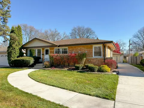 843 Myrtle Ave, Villa Park, IL 60181