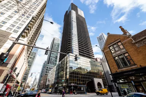10 E Ontario St #3312, Chicago, IL 60611