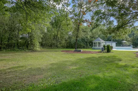 34 W023 White Thorne Rd, Wayne, IL 60184 photo 46
