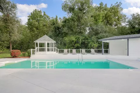 34 W023 White Thorne Rd, Wayne, IL 60184 photo 42