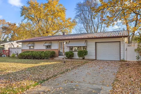 18945 Greenbay Ave, Lansing, IL 60438