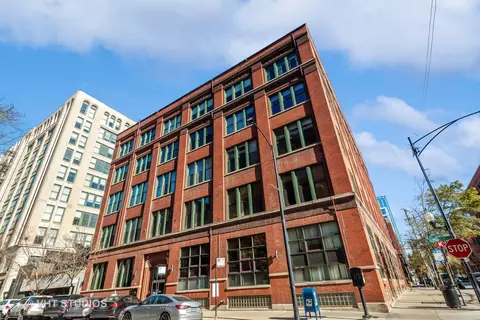 331 S Peoria St #307, Chicago, IL 60607